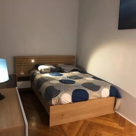 4 People+free Street Parking+cosy Centre Ville Rouen